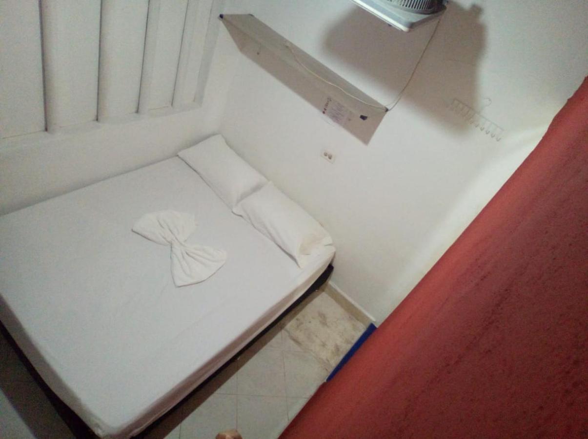Hostal Sarita Villavieja Zewnętrze zdjęcie