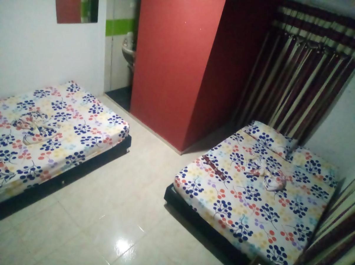 Hostal Sarita Villavieja Zewnętrze zdjęcie