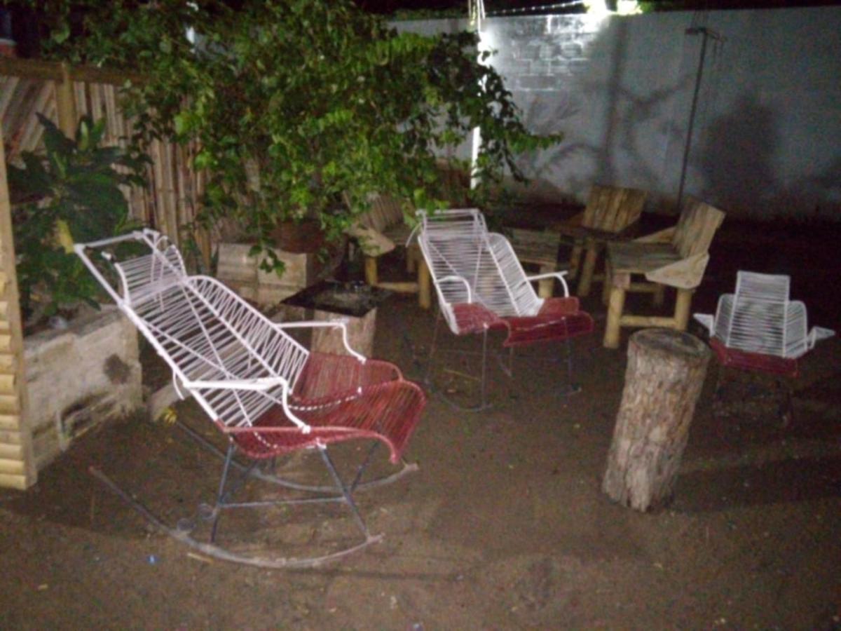 Hostal Sarita Villavieja Zewnętrze zdjęcie